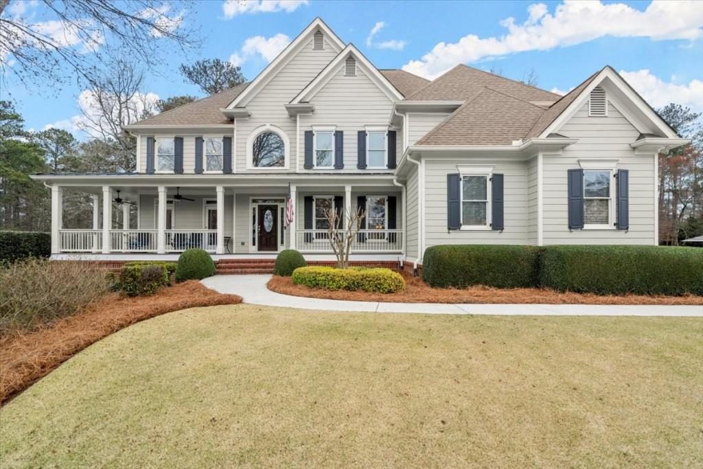 215 Oakhurst Leaf Drive, Milton